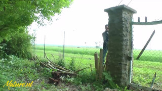 Mature NL - Francia háziasszony popsiba tolva